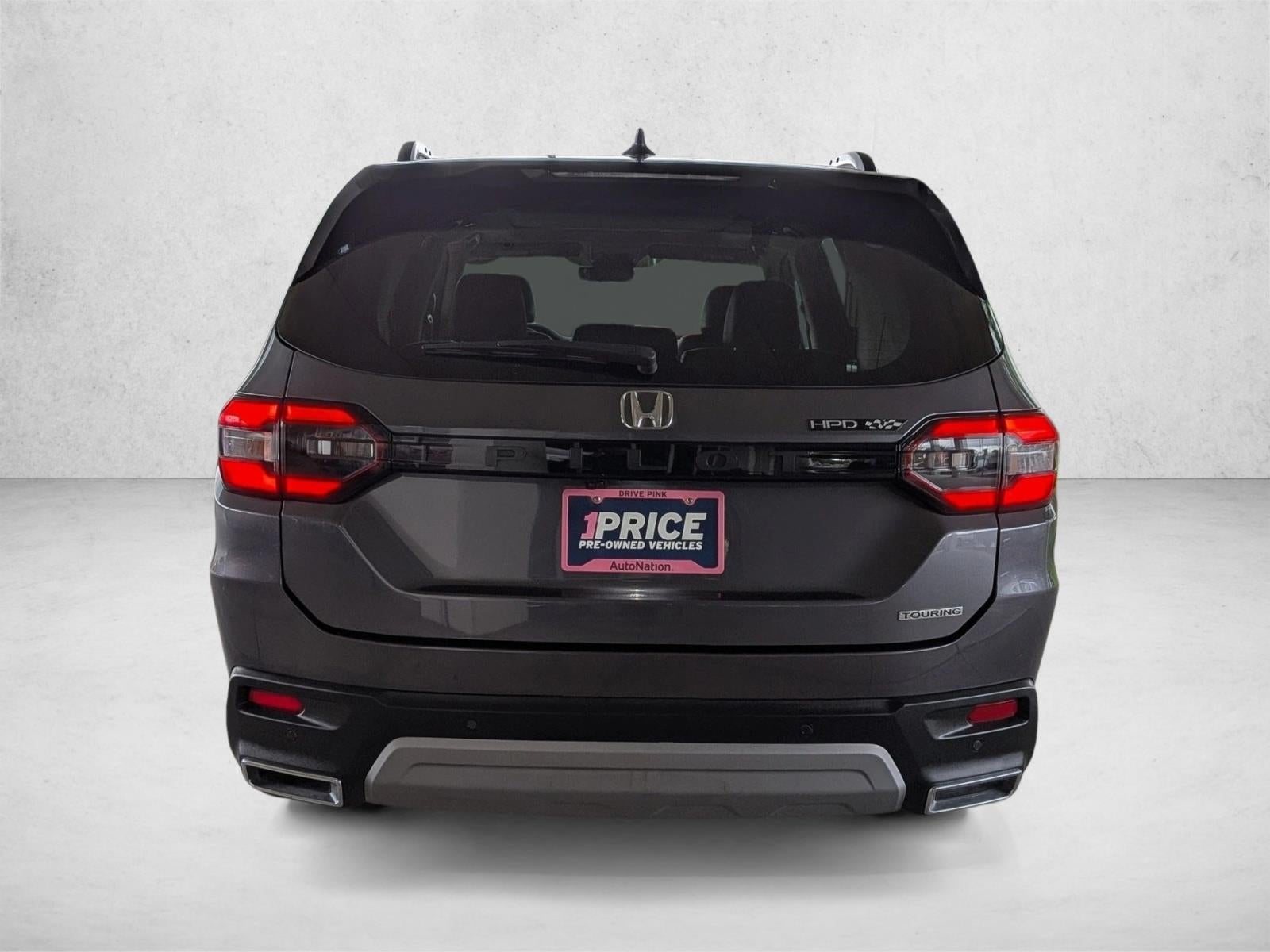 2023 Honda Pilot Touring 2WD