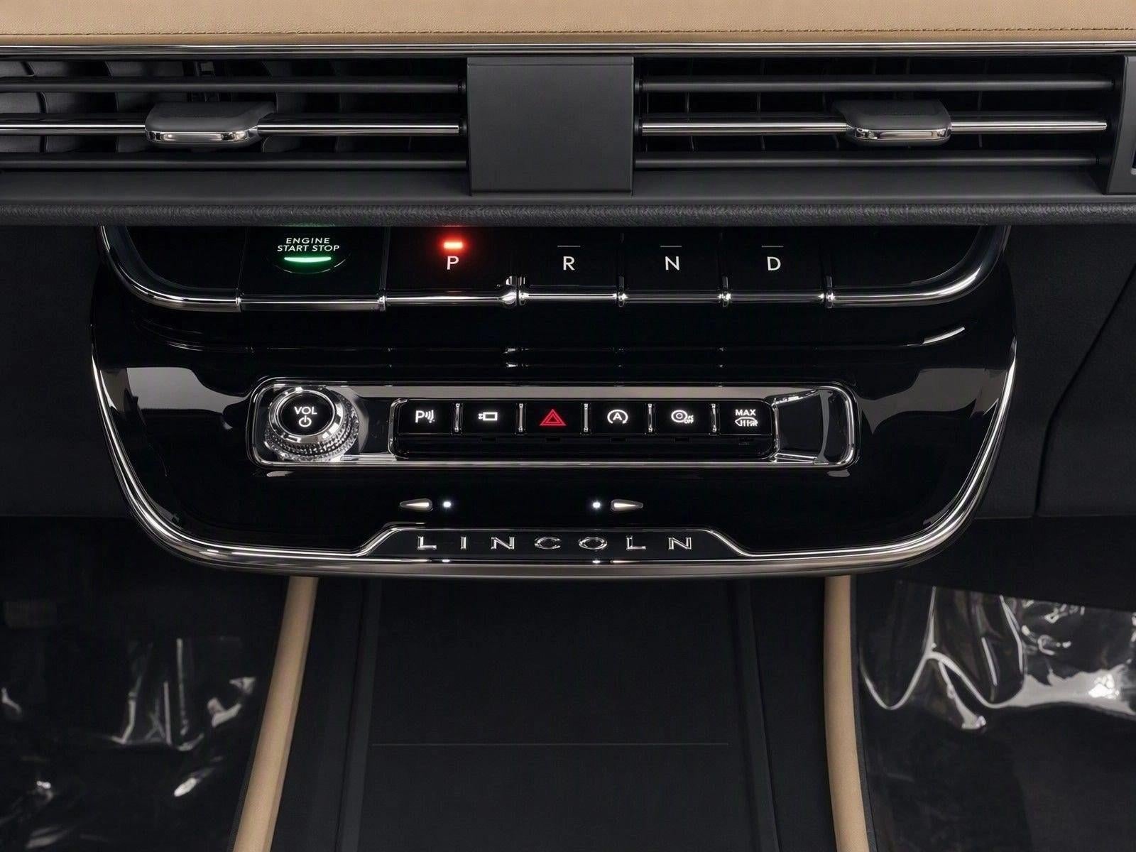 2023 Lincoln Corsair Reserve FWD