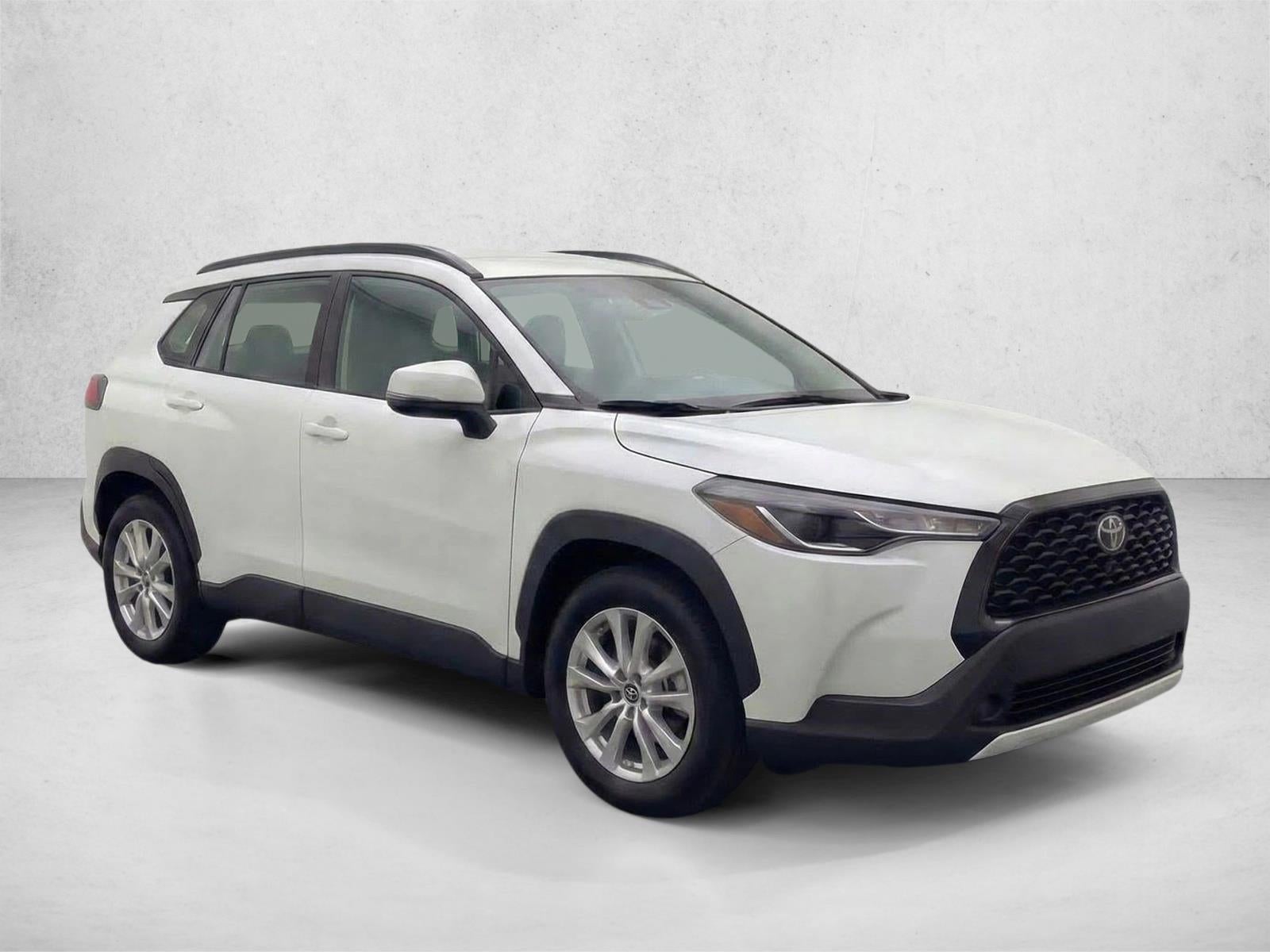 2022 Toyota Corolla Cross LE 4WD (Natl)