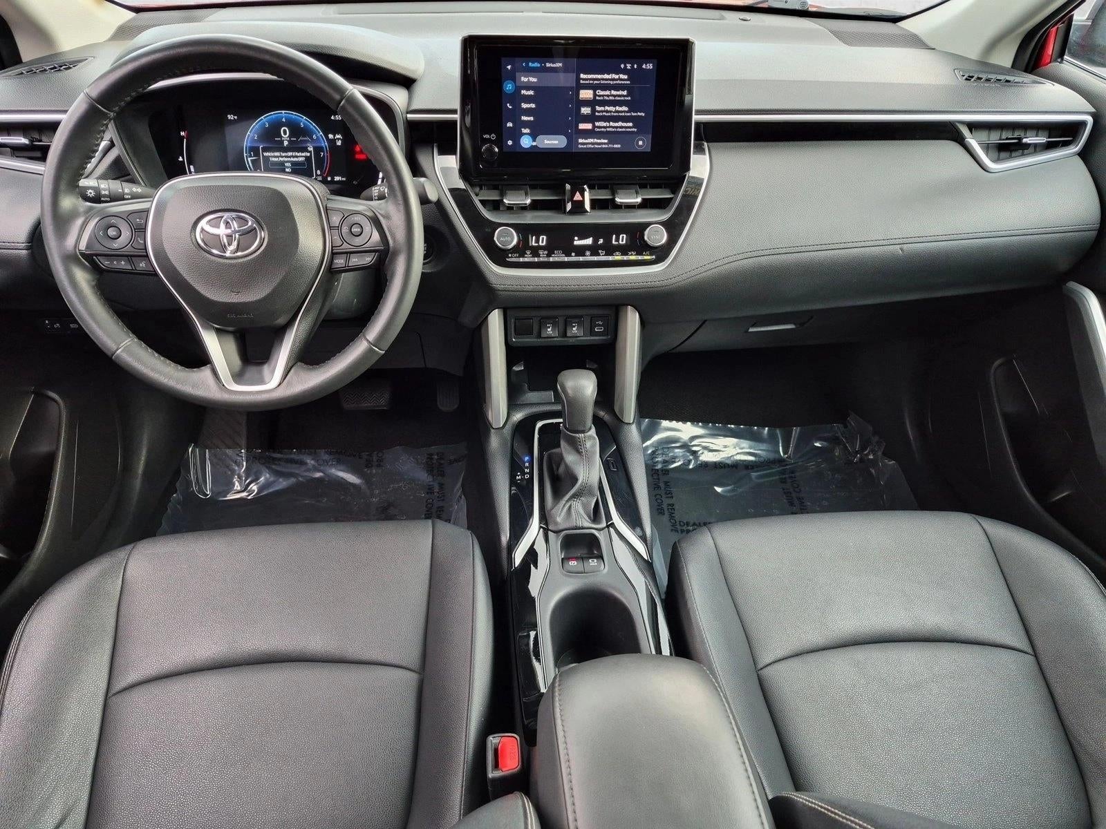 2024 Toyota Corolla Cross XLE 2WD (Natl)