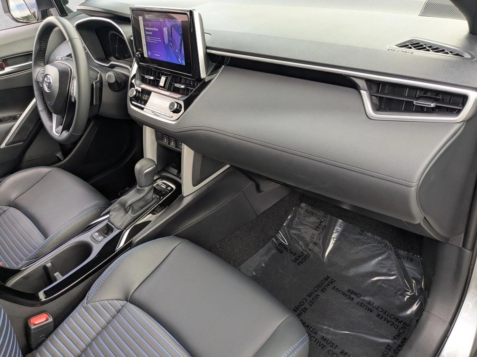 2025 Toyota Corolla Cross Hybrid XSE 4WD (Natl)