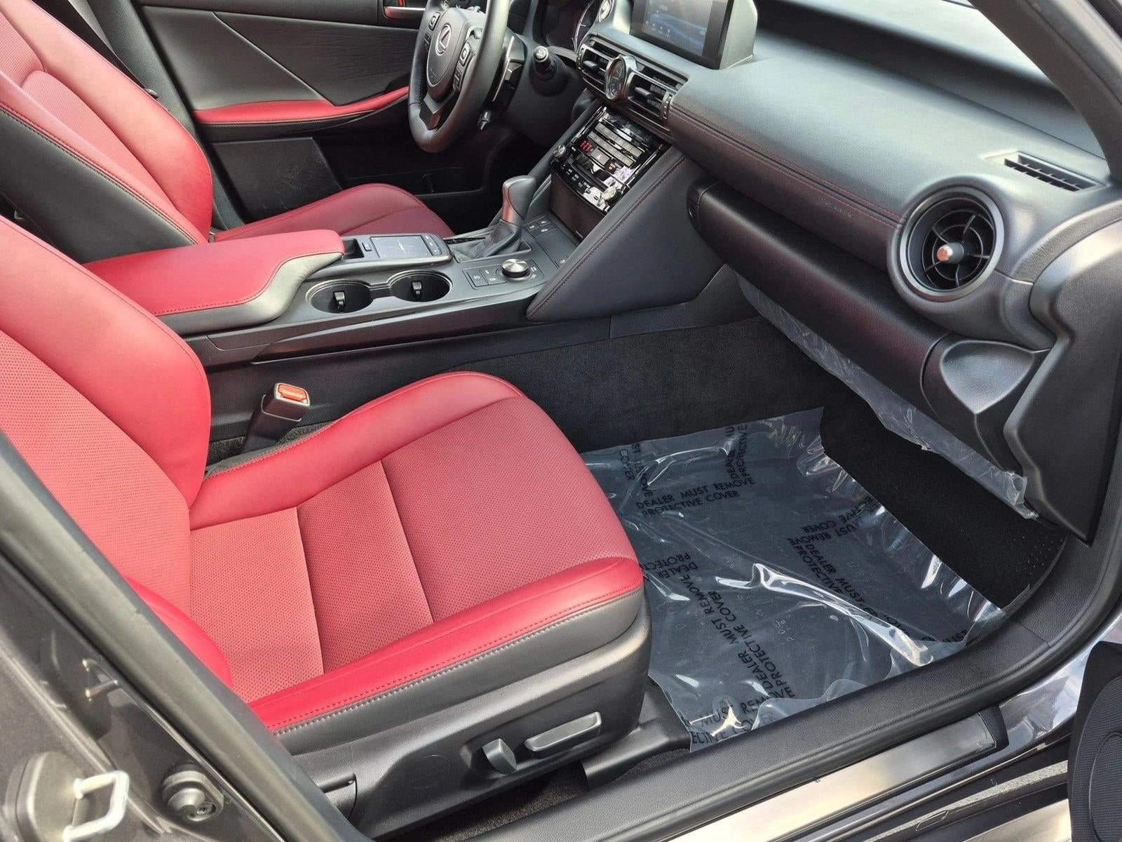 2025 Lexus IS 300 RWD
