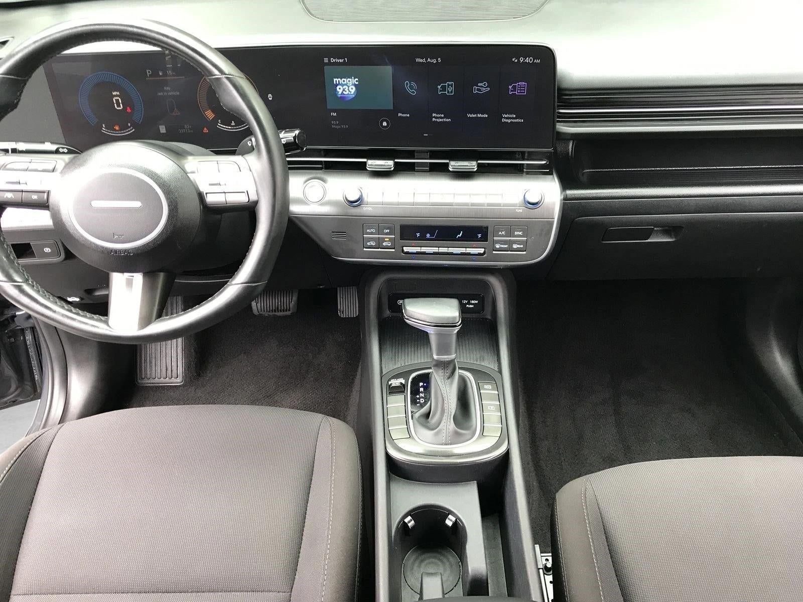 2024 Hyundai KONA SEL FWD