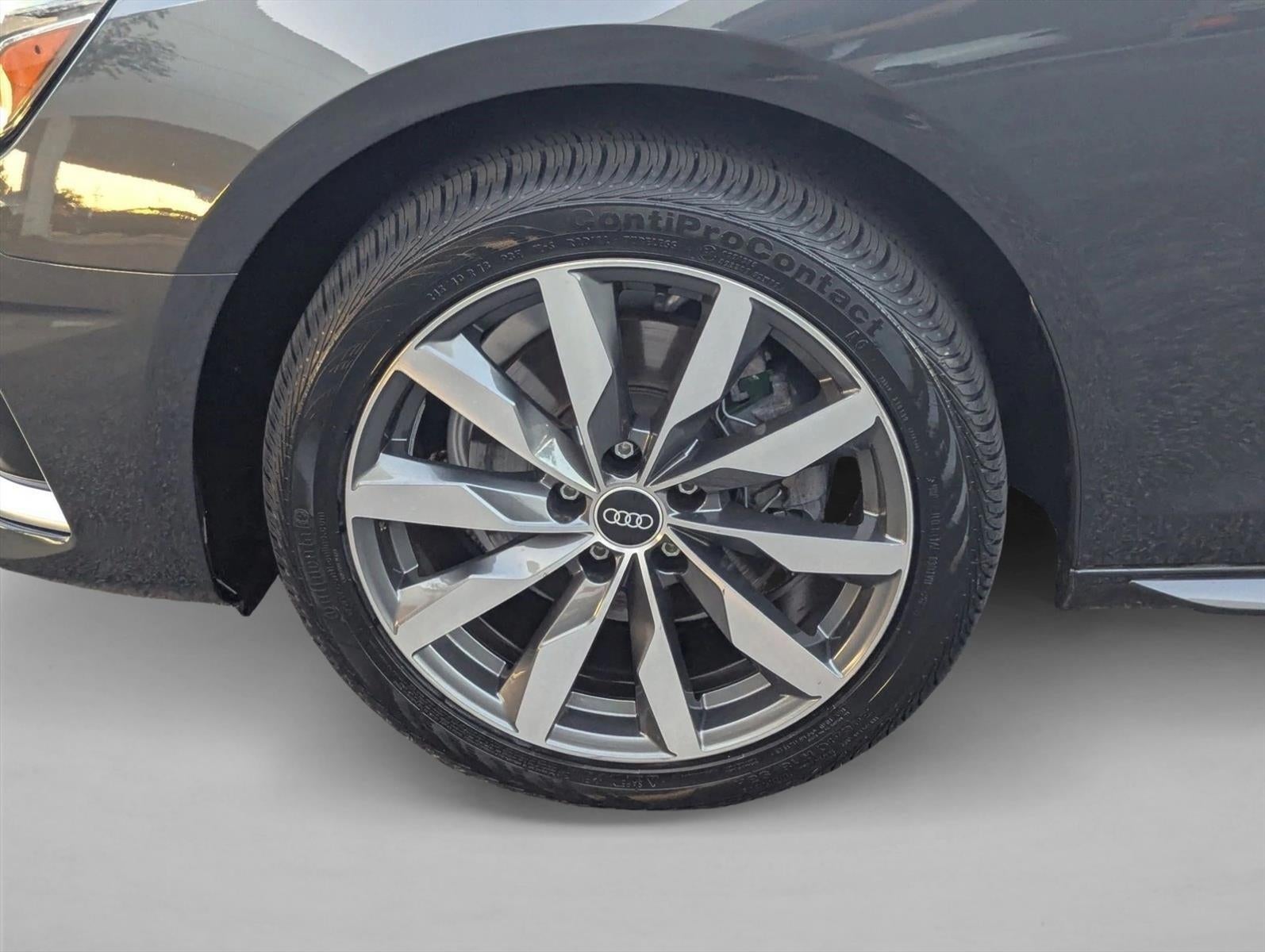 2022 Audi A4 Sedan Premium 40 TFSI quattro