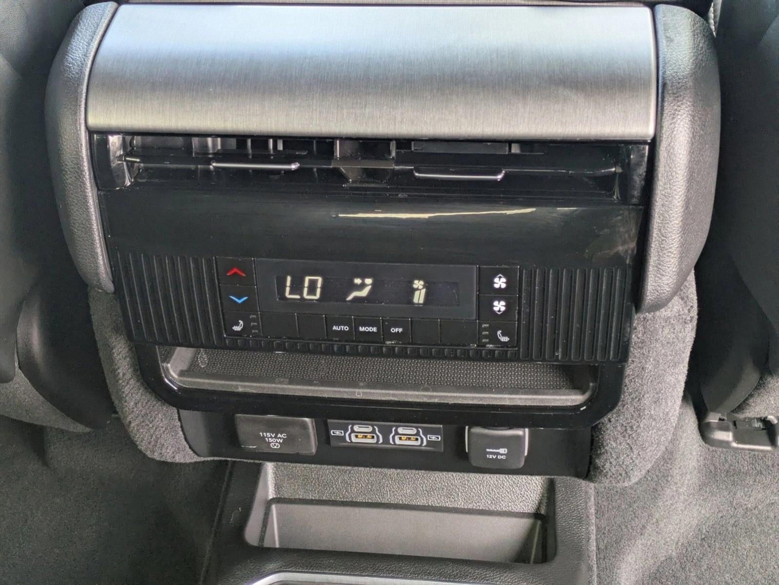 2024 Jeep Wagoneer Series II Carbide 4x4