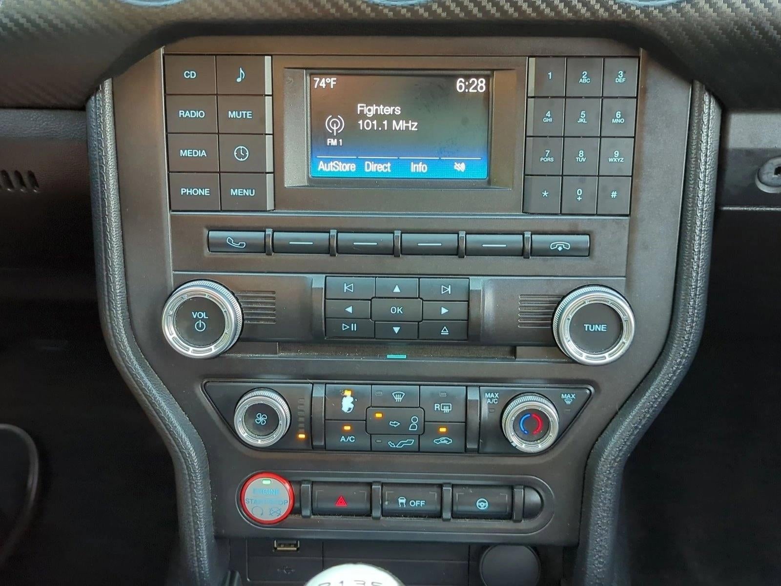 2017 Ford Mustang V6 Fastback