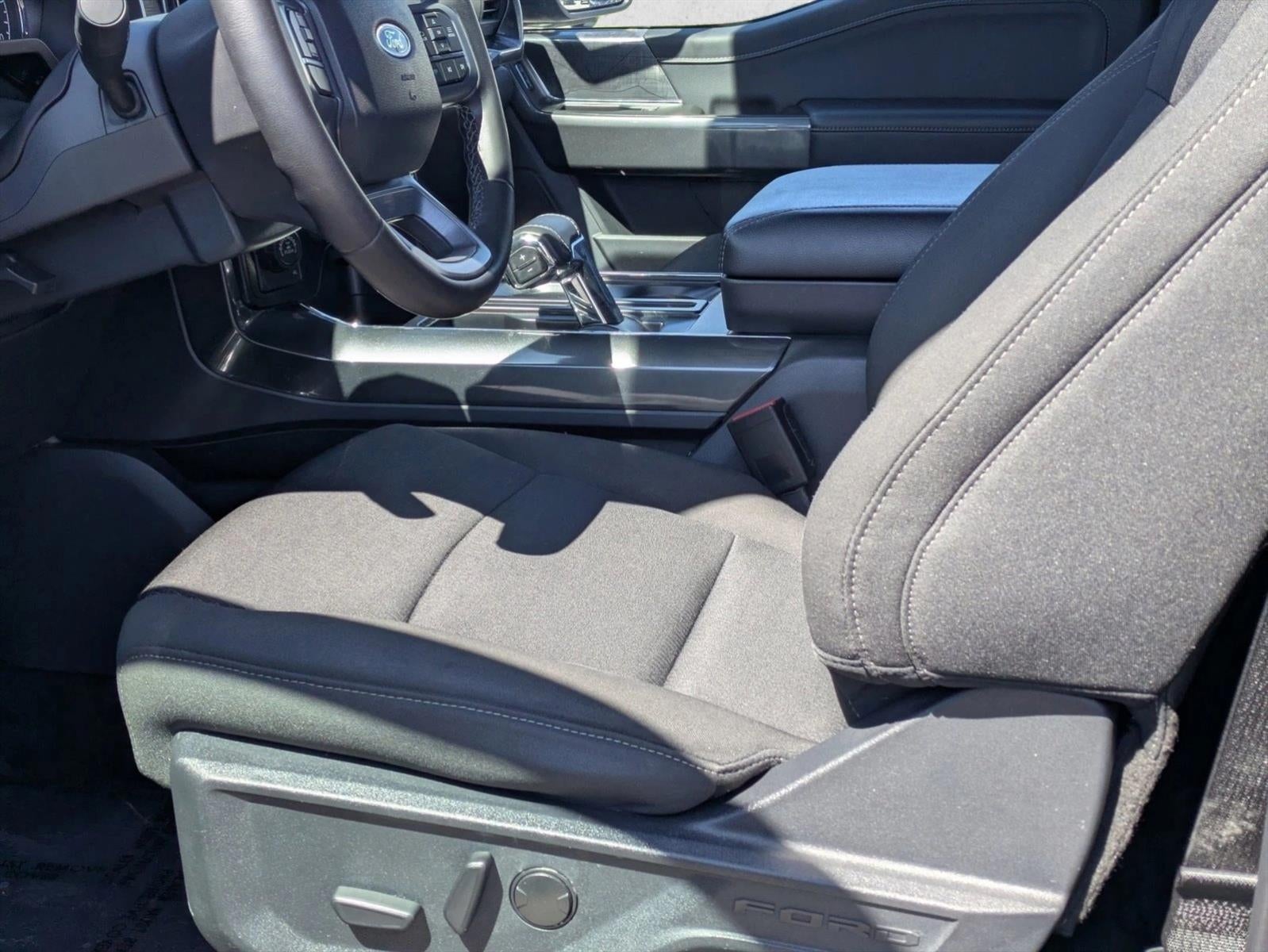 2023 Ford F-150 XLT 4WD SuperCrew 5.5' Box