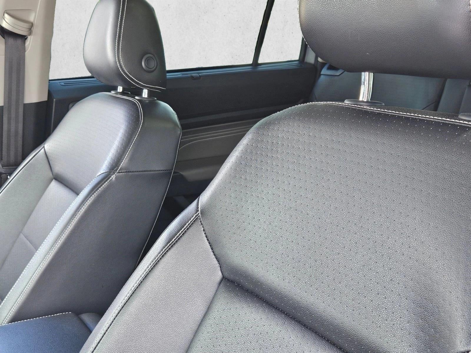 2022 Volkswagen Atlas 3.6L V6 SE w/Technology FWD