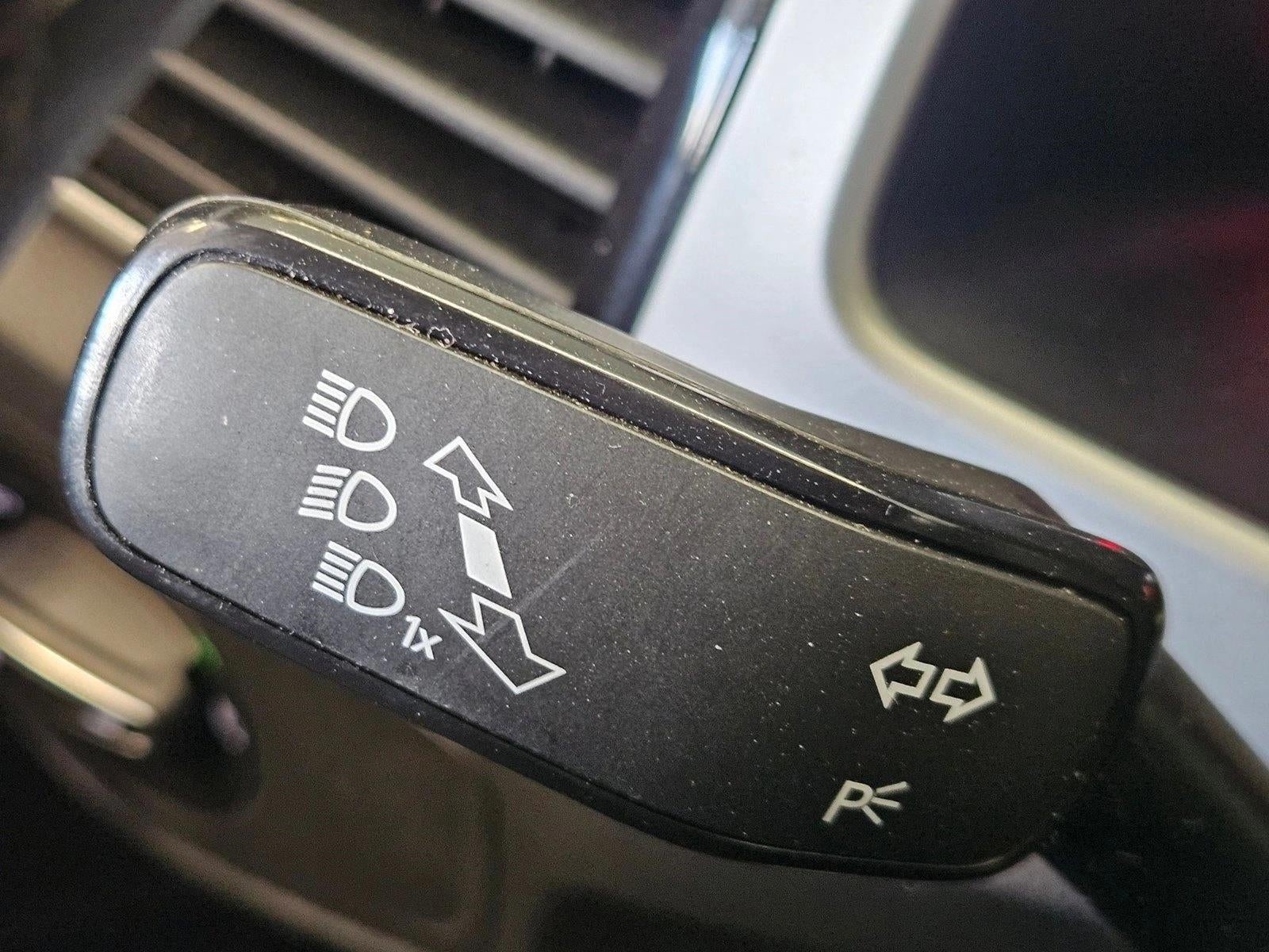 2022 Volkswagen Atlas 3.6L V6 SE w/Technology FWD