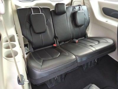 2023 Chrysler Pacifica Touring L FWD