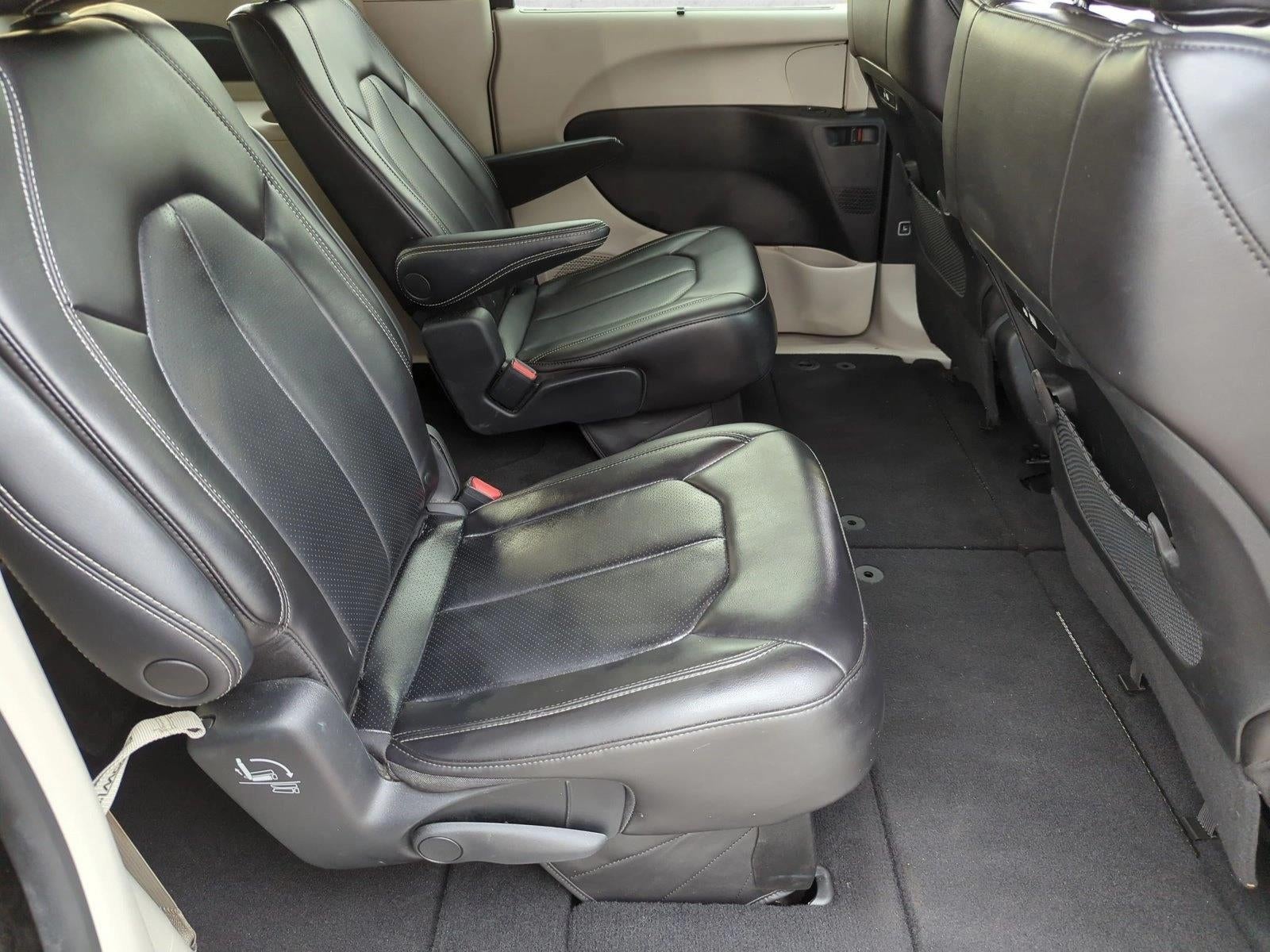 2023 Chrysler Pacifica Touring L FWD