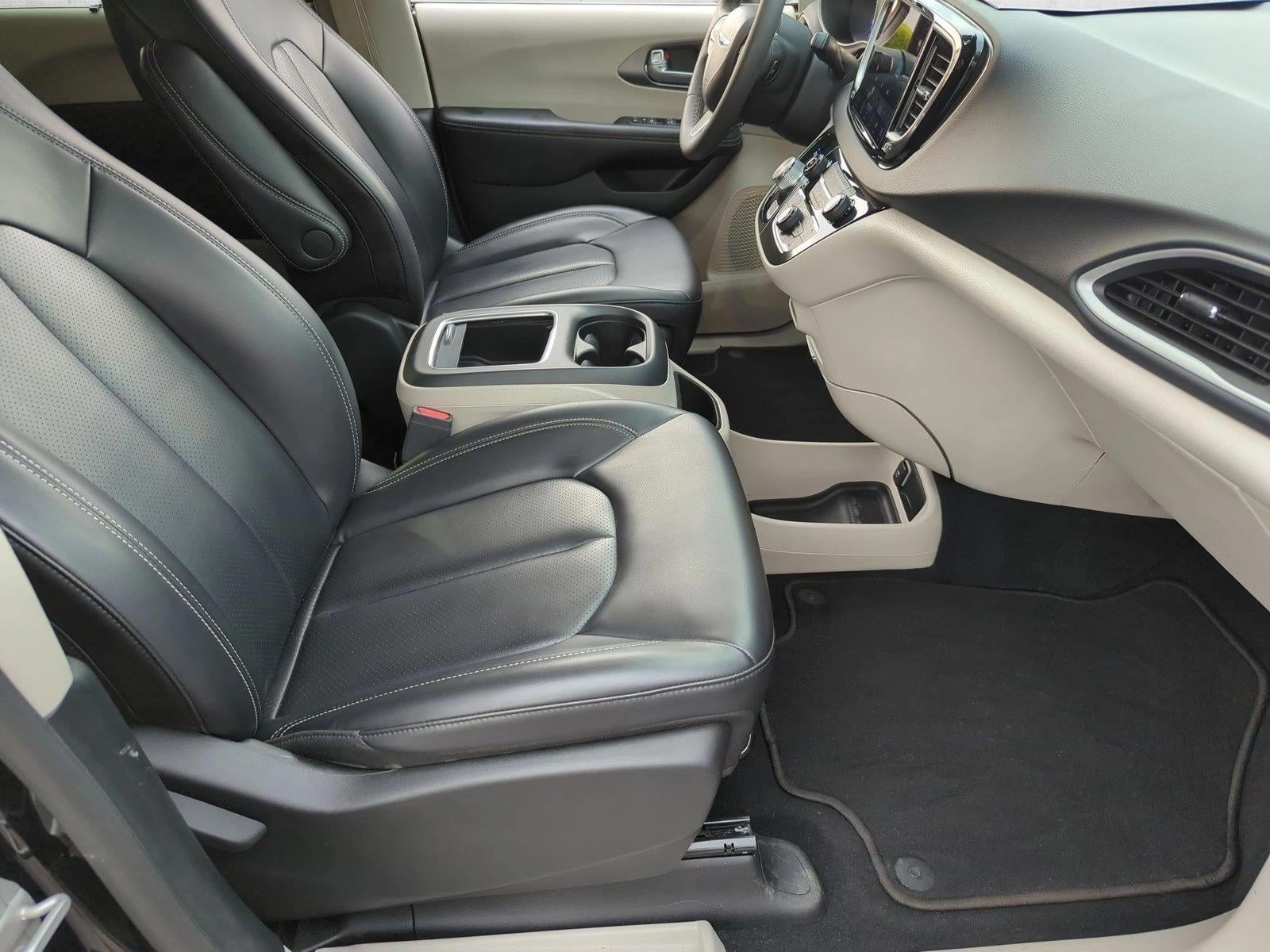 2023 Chrysler Pacifica Touring L FWD