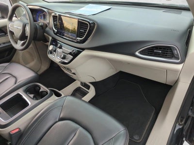 2023 Chrysler Pacifica Touring L FWD