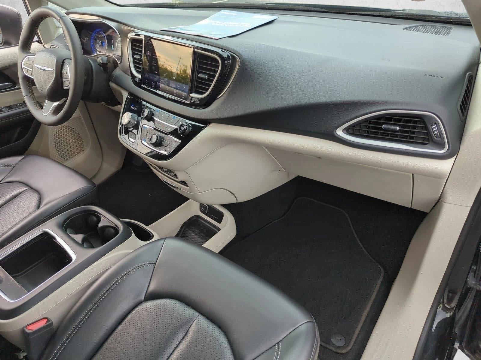 2023 Chrysler Pacifica Touring L FWD