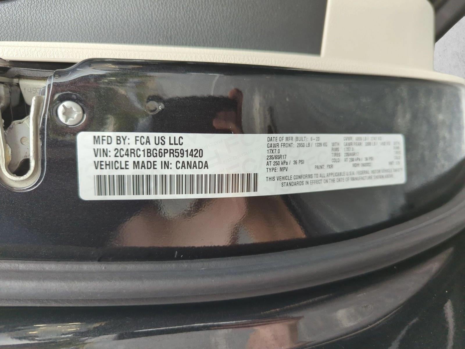 2023 Chrysler Pacifica Touring L FWD