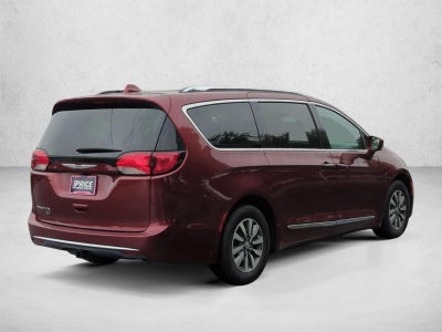 2020 Chrysler Pacifica Touring L Plus 35th Anniversary FWD *Ltd Avail*