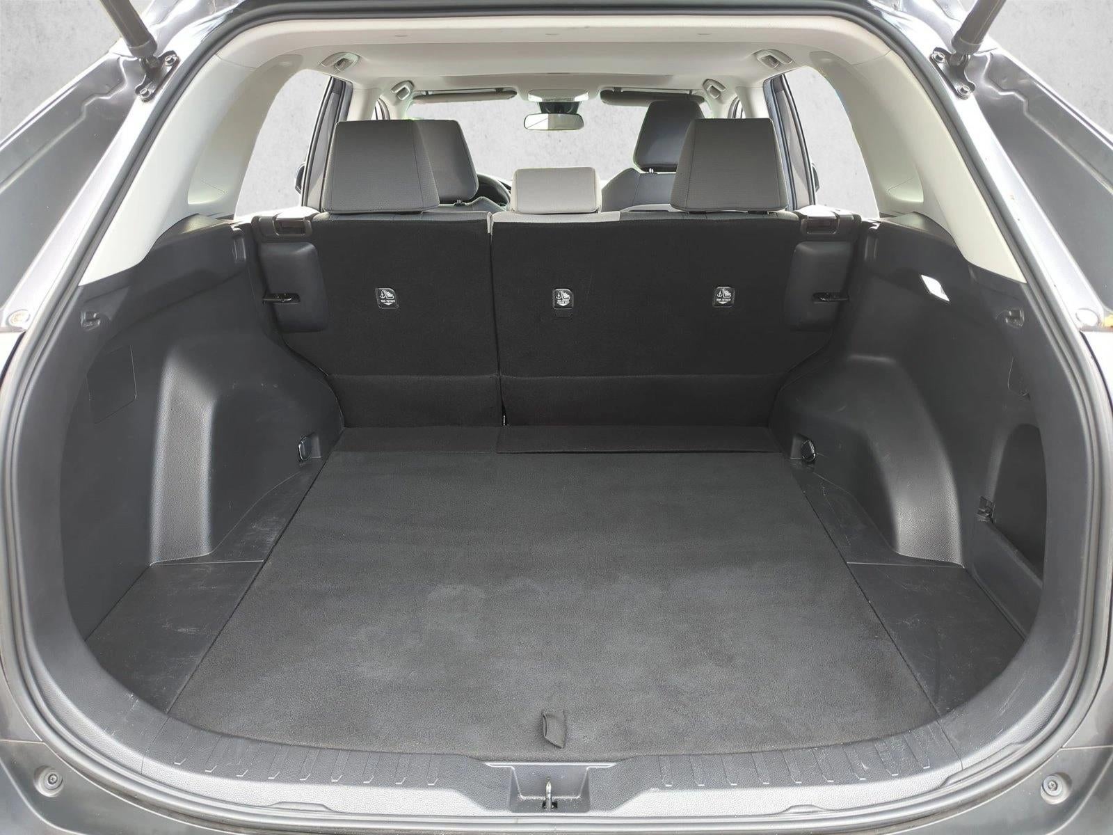 2021 Toyota RAV4 XLE AWD (Natl)