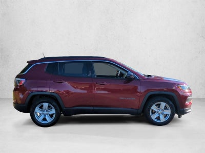 2022 Jeep Compass Latitude FWD