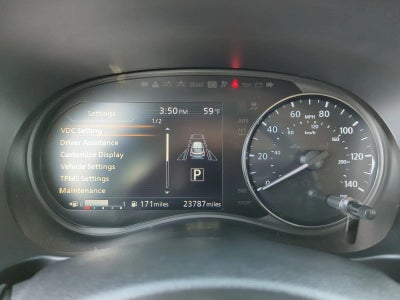 2023 Nissan Kicks SR FWD