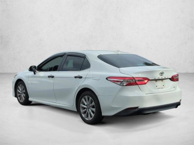 2020 Toyota Camry LE Auto (SE)