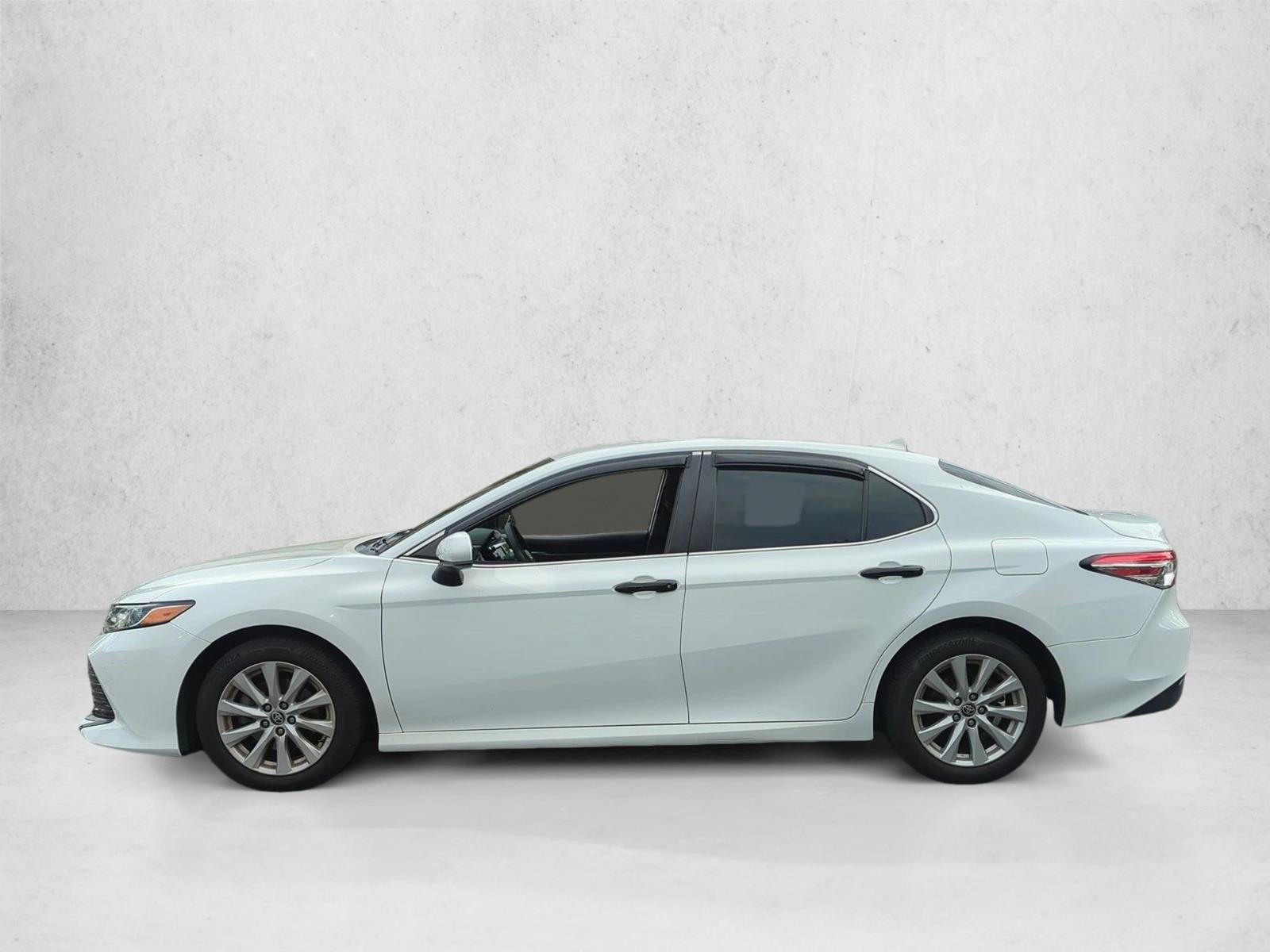 2020 Toyota Camry LE Auto (SE)