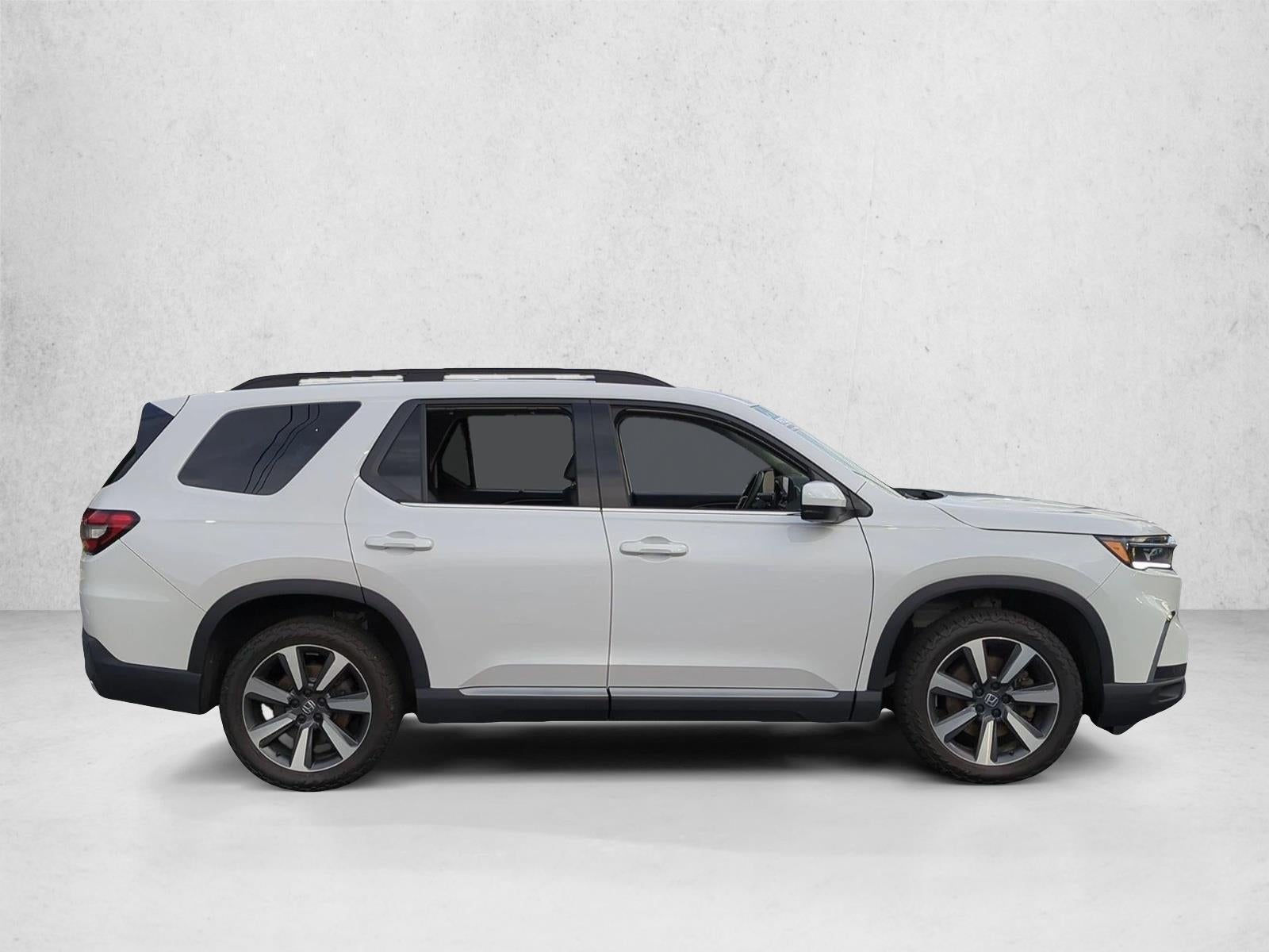 2023 Honda Pilot Touring AWD
