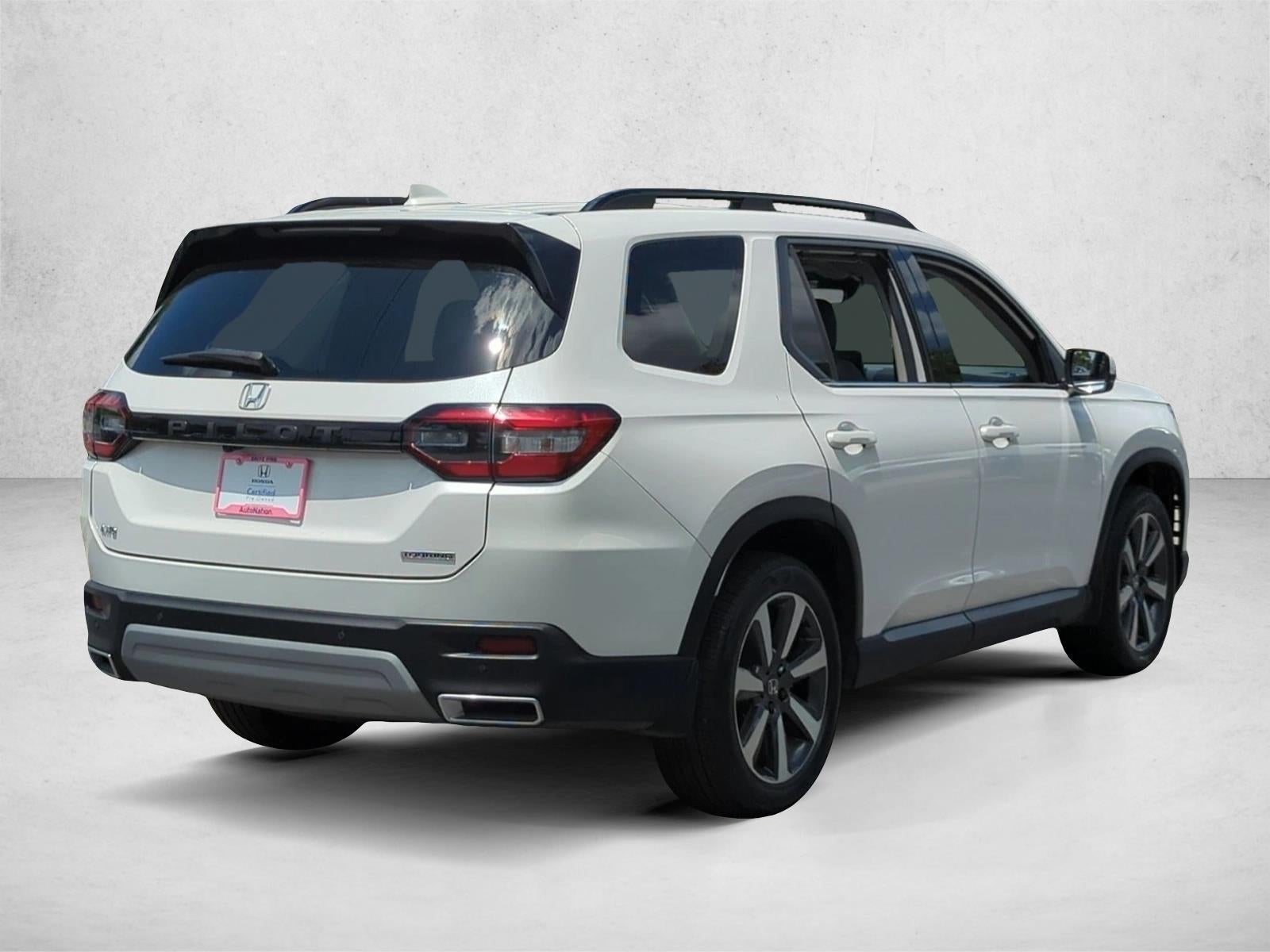 2024 Honda Pilot Touring AWD