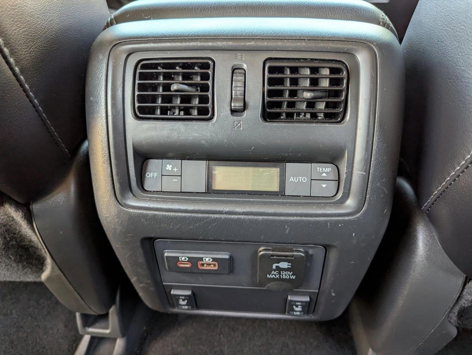 2019 Nissan Pathfinder FWD Platinum