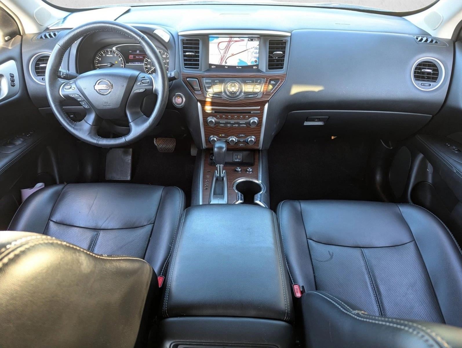 2019 Nissan Pathfinder FWD Platinum