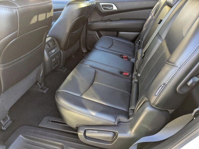 2019 Nissan Pathfinder FWD Platinum