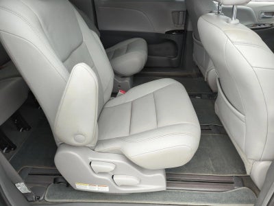 2018 Toyota Sienna XLE AWD 7-Passenger (Natl)