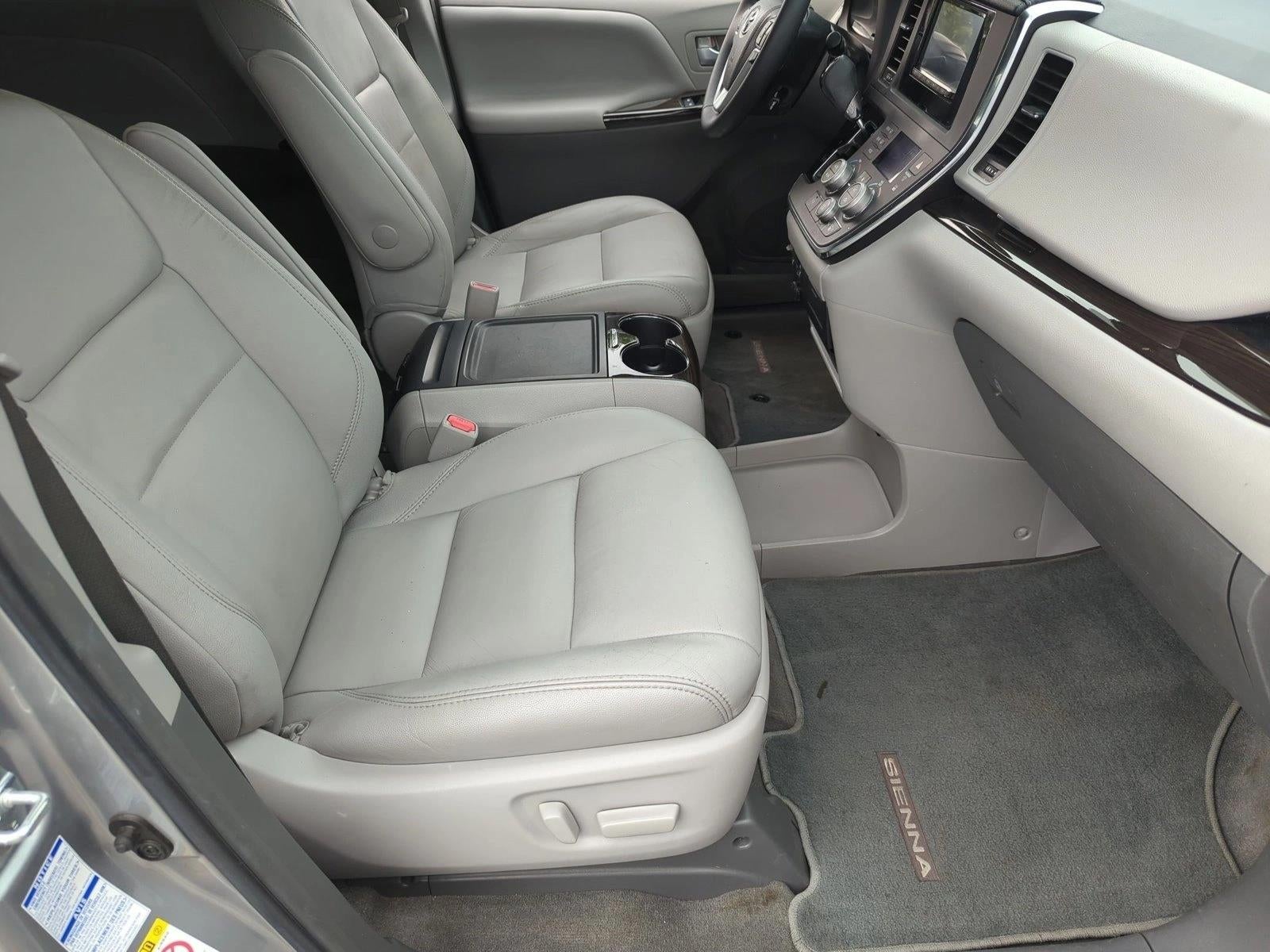2018 Toyota Sienna XLE AWD 7-Passenger (Natl)