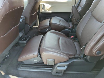 2021 Toyota Sienna Platinum FWD 7-Passenger (Natl)