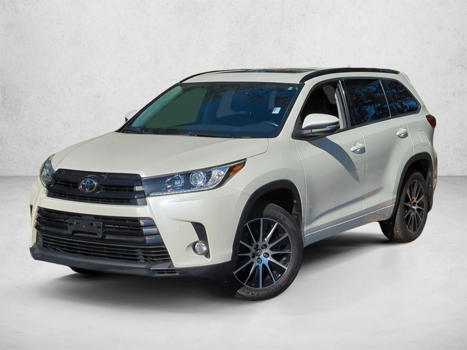 2017 Toyota Highlander SE V6 AWD (Natl)