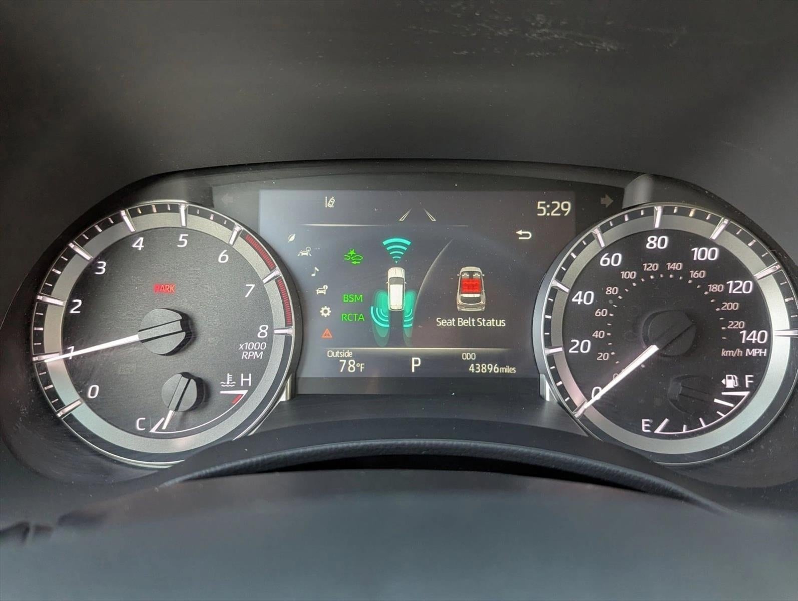 2023 Toyota Highlander LE FWD (Natl)