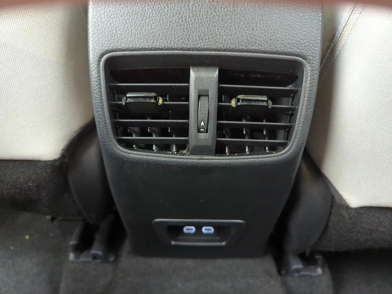 2023 Toyota Corolla Cross LE 2WD (Natl)