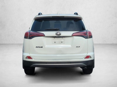 2018 Toyota RAV4 XLE FWD (GS)
