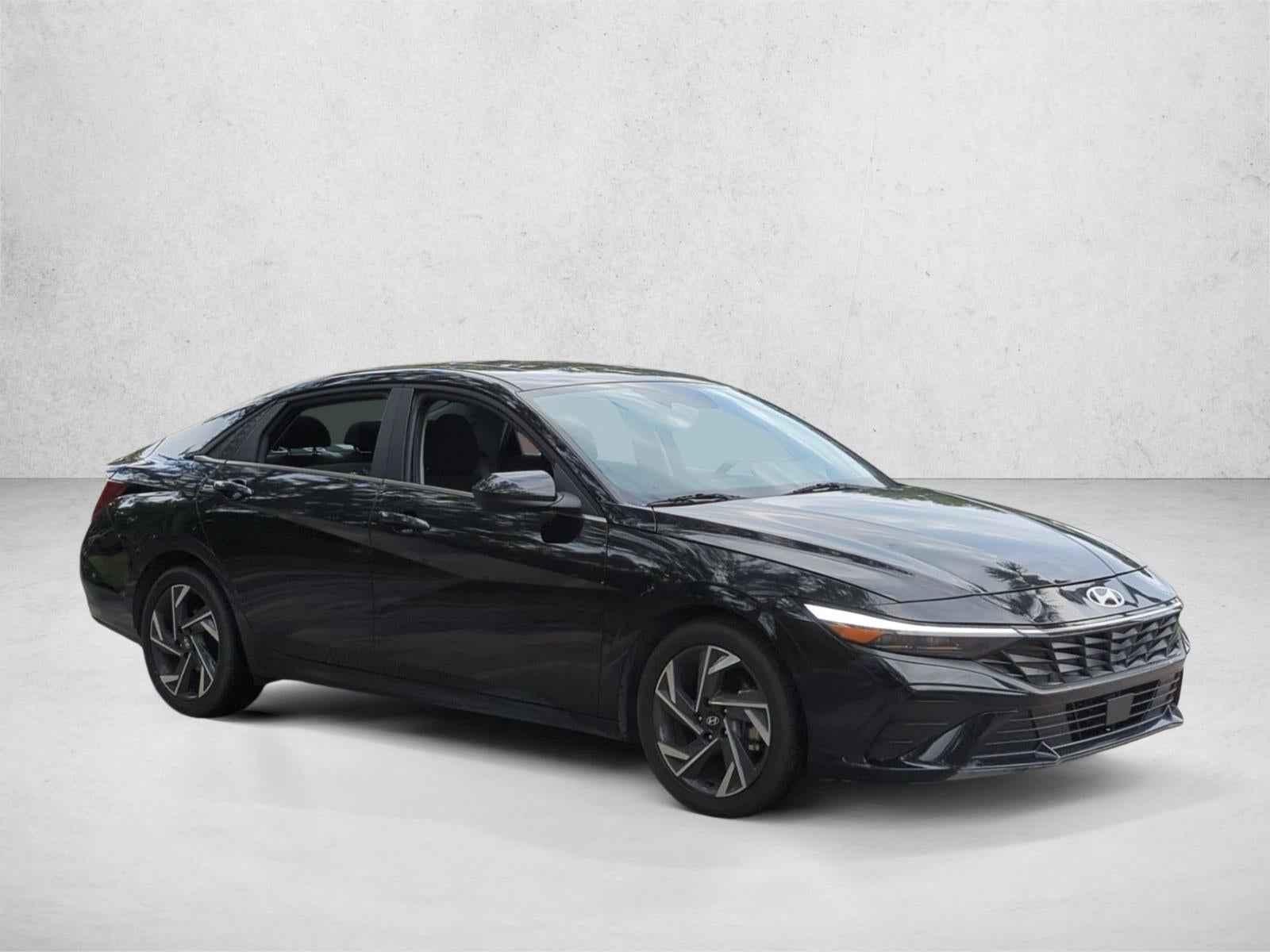 2025 Hyundai ELANTRA SEL Convenience IVT