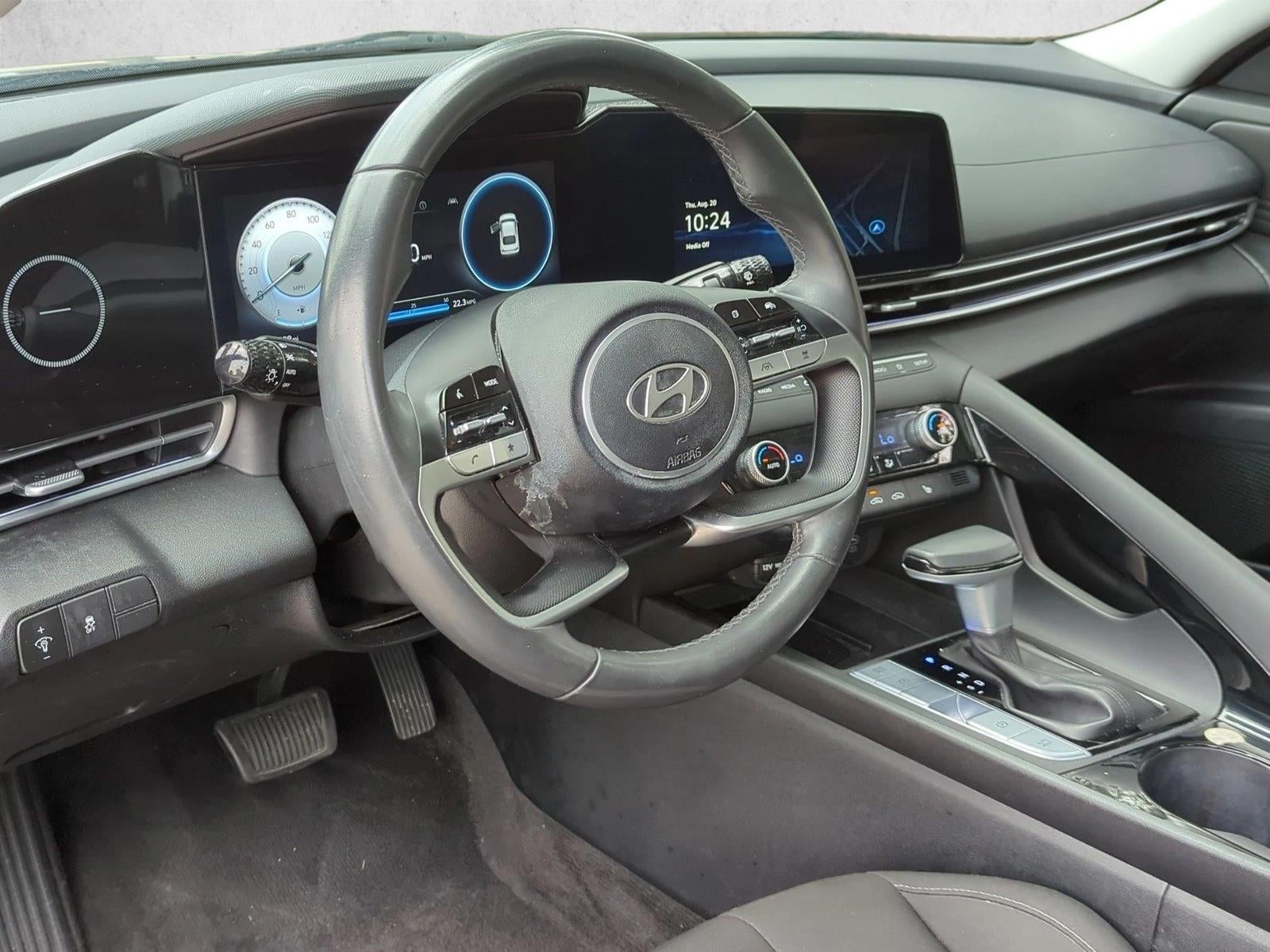 2025 Hyundai ELANTRA SEL Convenience IVT