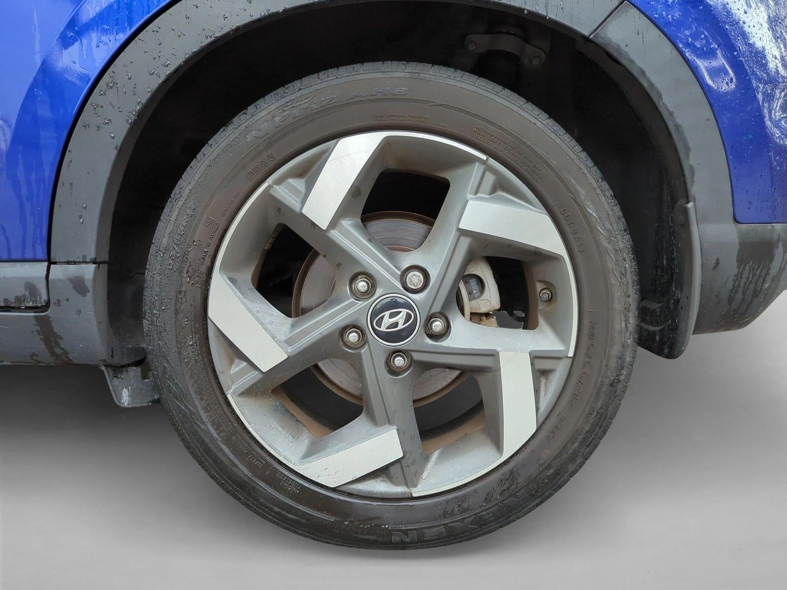 2023 Hyundai VENUE SEL IVT