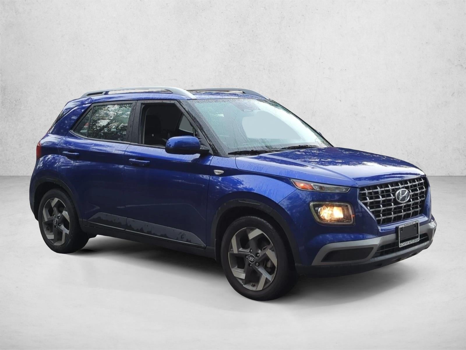 2023 Hyundai VENUE SEL IVT