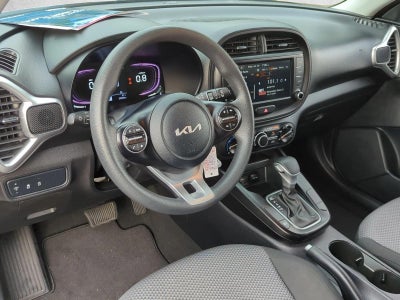 2024 Kia Soul LX IVT