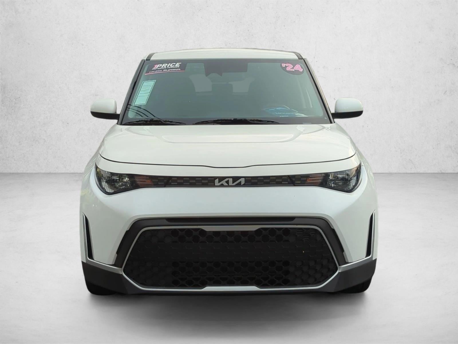 2024 Kia Soul LX IVT