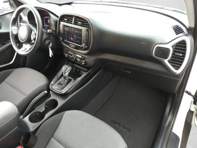 2024 Kia Soul LX IVT