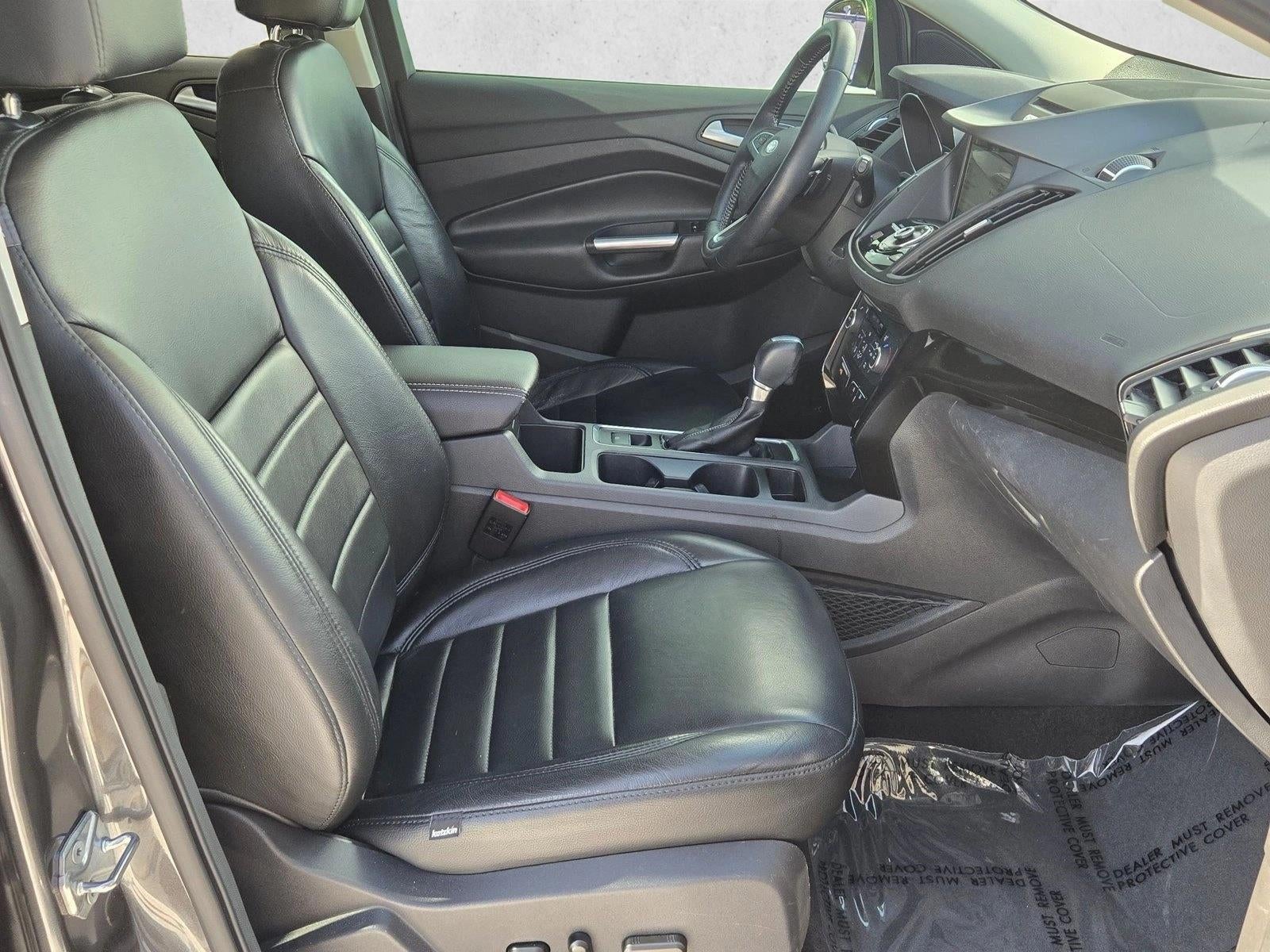 2017 Ford Escape Titanium 4WD