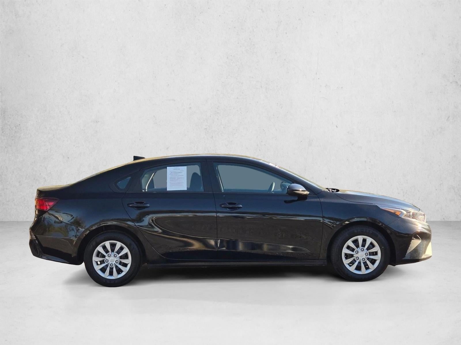 2024 Kia Forte LX IVT