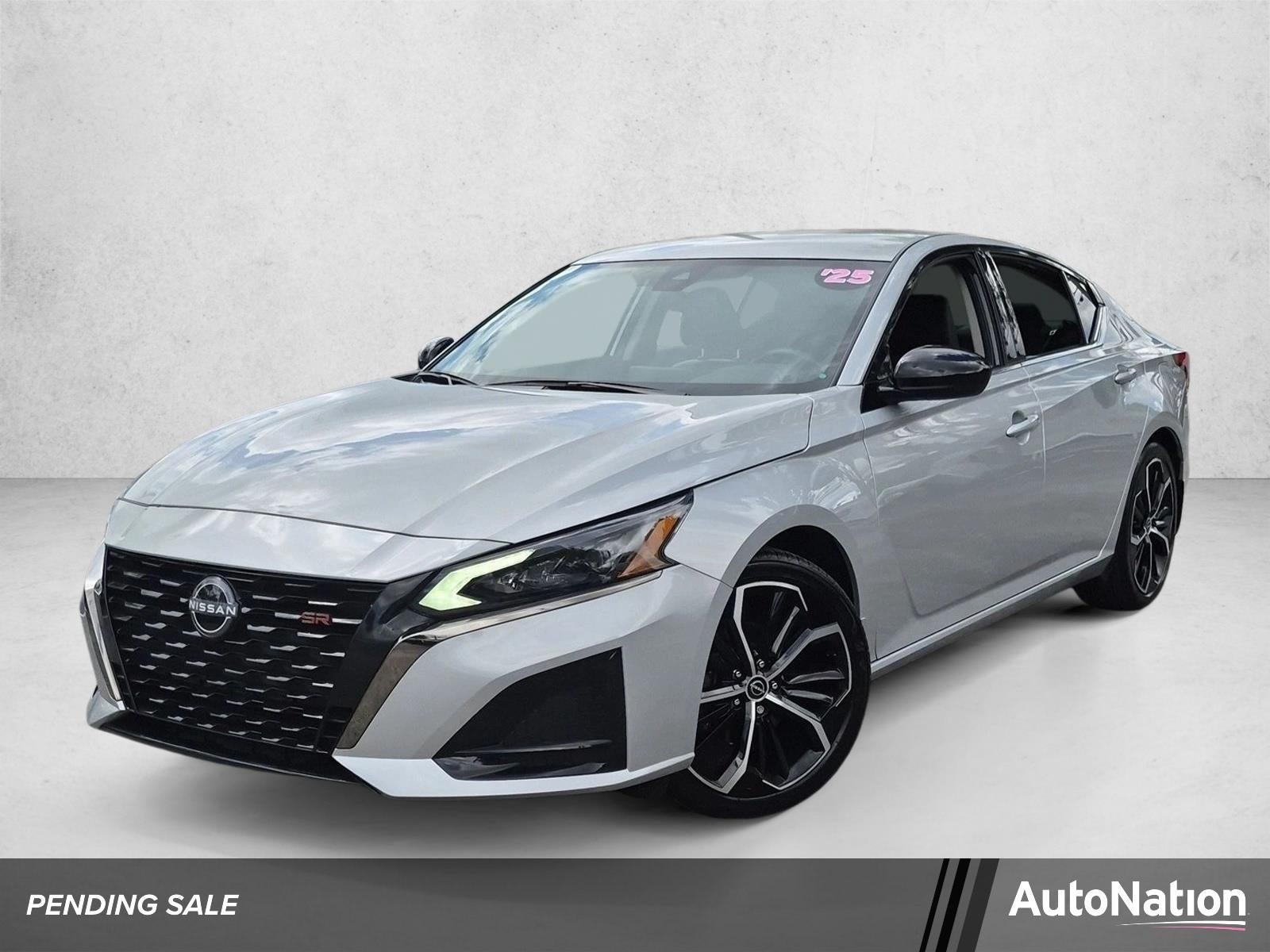 2025 Nissan Altima SR FWD