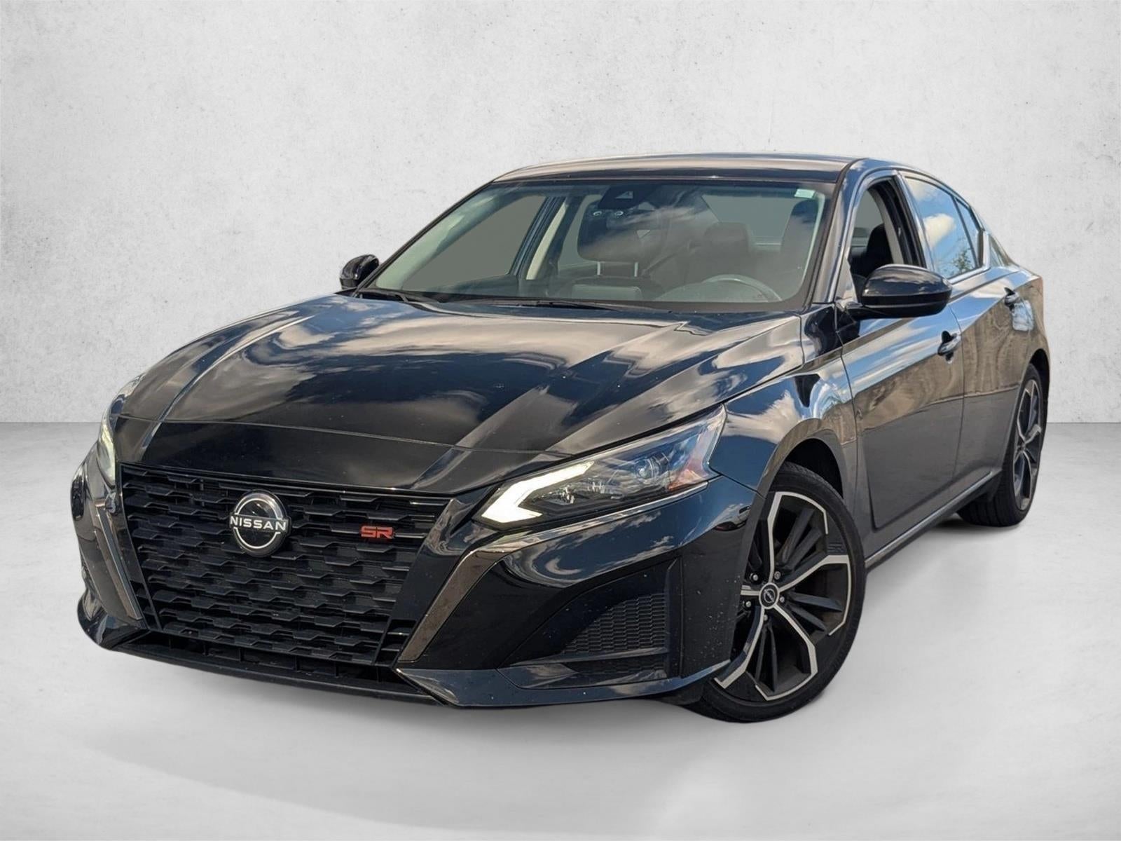 2023 Nissan Altima 2.5 SR Sedan