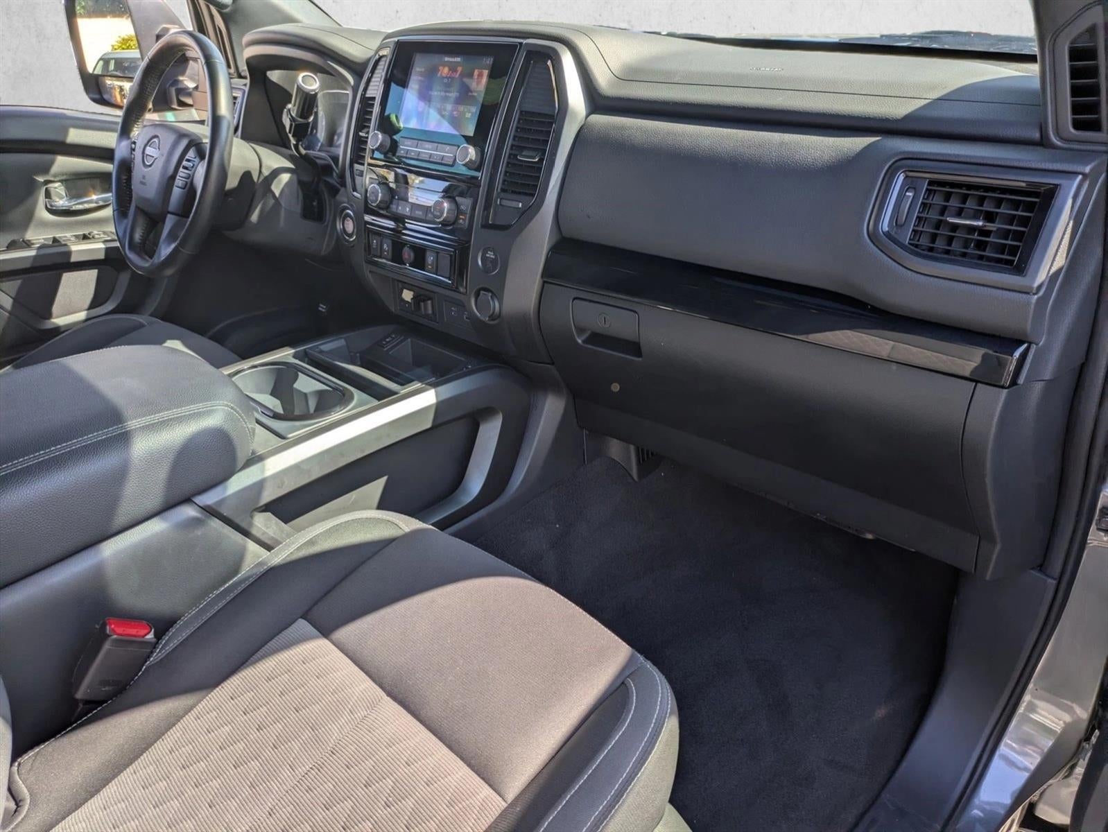 2023 Nissan Titan 4x2 Crew Cab SV