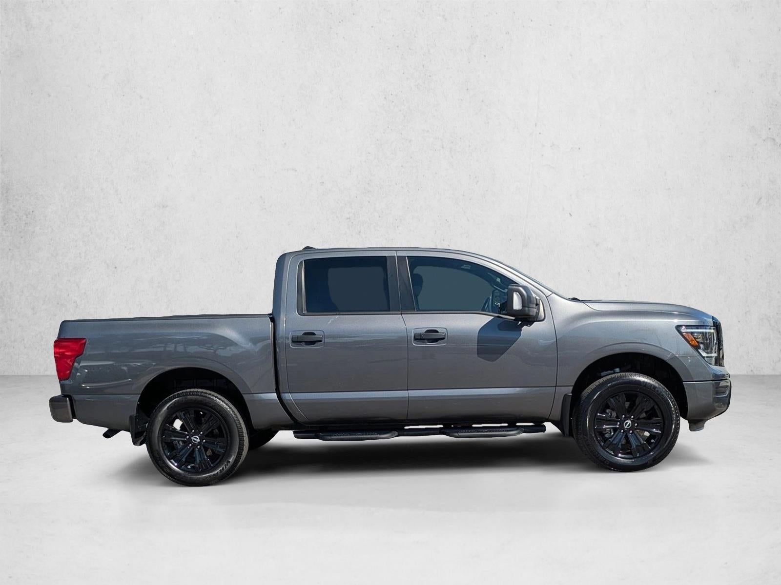 2023 Nissan Titan 4x2 Crew Cab SV